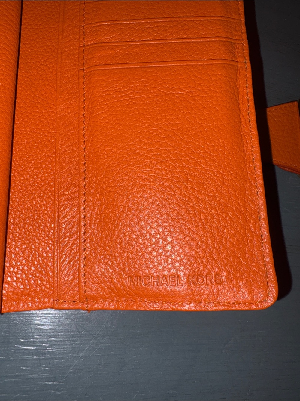 Michael Kors Charlton Orange Leather Wallet Gold Buckle Push-Lock Latch EUC - Picture 8 of 14